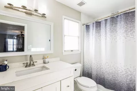 Bath - 1305 Maple St, Shady Side, MD 20764 photo 3 of 4
