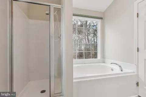Bath - 3219 Orient Fishtail Rd, Laurel, MD 20724 photo 1 of 2