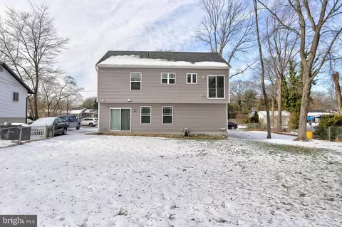 Exterior - 251 11th St, Pasadena, MD 21122 photo 6 of 7