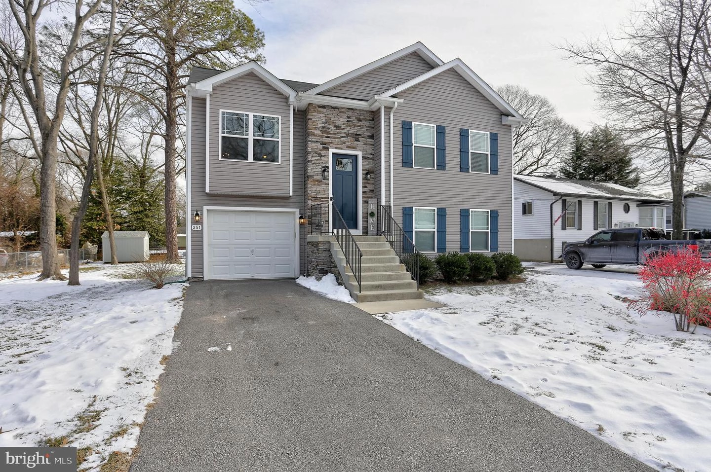 Exterior - 251 11th St, Pasadena, MD 21122 photo 4 of 7