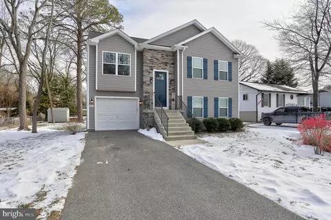 Exterior - 251 11th St, Pasadena, MD 21122 photo 4 of 7