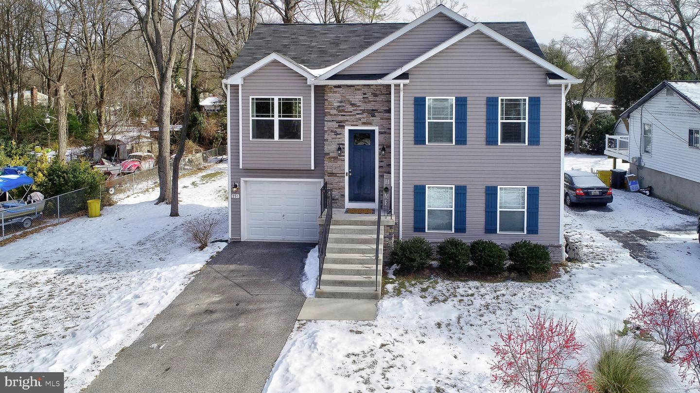 Exterior - 251 11th St, Pasadena, MD 21122 photo 3 of 7