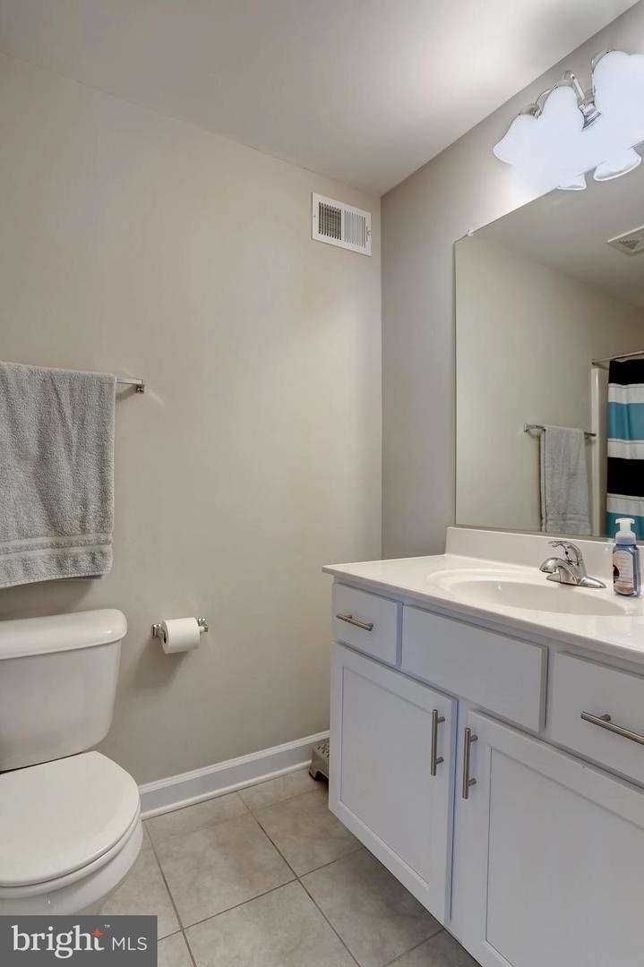 Bath - 251 11th St, Pasadena, MD 21122 photo 1 of 2