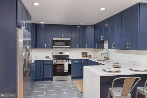 1251 Pine Hill Dr, Annapolis, MD 21409