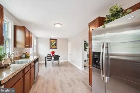 8413 Geneva Rd, Pasadena, MD 21122 photo 15
