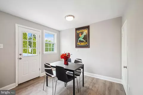 8413 Geneva Rd, Pasadena, MD 21122 photo 9