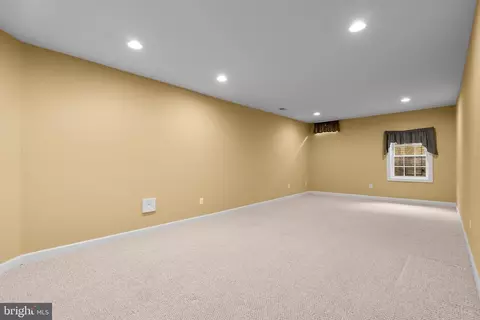 Other - 747 Pearson Point Pl, Annapolis, MD 21401 photo 12 of 37