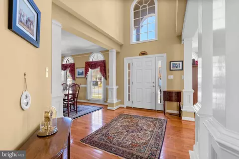 Entry Way - 747 Pearson Point Pl, Annapolis, MD 21401 photo 1 of 4