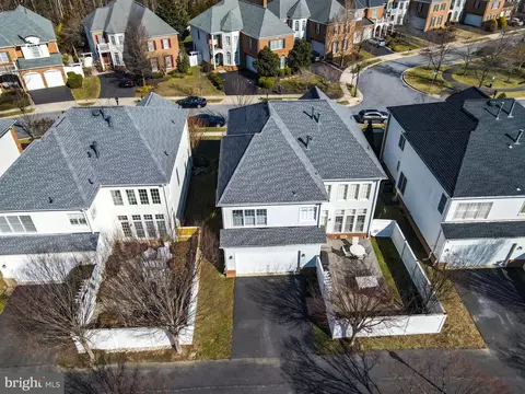 View/Area - 747 Pearson Point Pl, Annapolis, MD 21401 photo 7 of 11