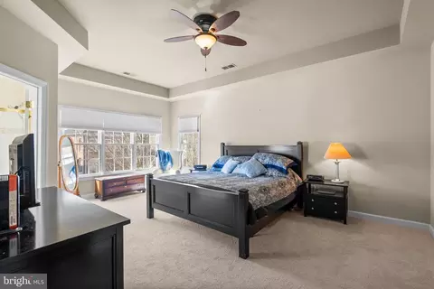 Bedroom - 747 Pearson Point Pl, Annapolis, MD 21401 photo 1 of 6