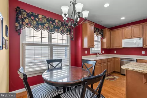 Dining - 747 Pearson Point Pl, Annapolis, MD 21401 photo 1 of 6