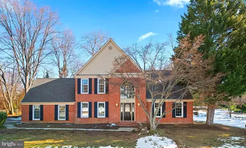 609 Isaiah Dr, Severna Park, MD 21146