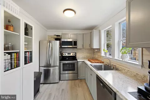 1841 Chesapeake Rd, Pasadena, MD 21122 photo 13