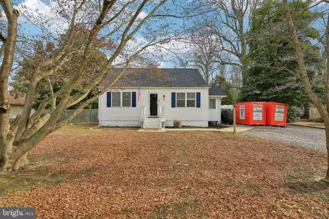 1841 Chesapeake Rd, Pasadena, MD 21122 photo 4