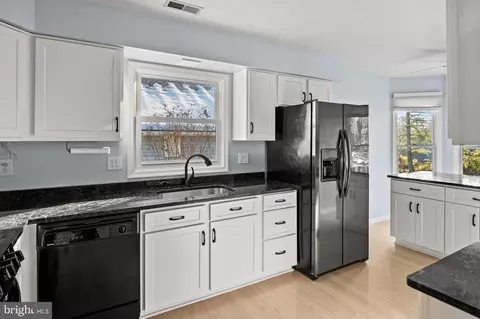 Kitchen - 505 Coover Rd, Annapolis, MD 21401 photo 1 of 3