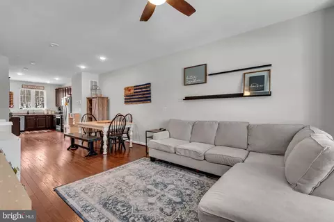 Entry Way - 2818 Etley Ct, Hanover, MD 21076 photo 3 of 8