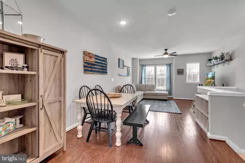 Entry Way - 2818 Etley Ct, Hanover, MD 21076 photo 4 of 8