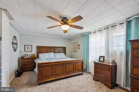 Bedroom - 181 Arundel Rd, Pasadena, MD 21122 photo 1 of 2