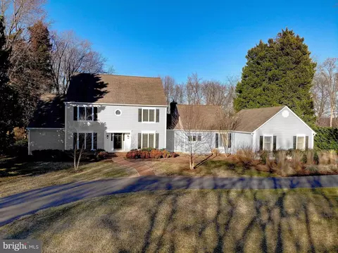 Exterior - 832 Coachway, Annapolis, MD 21401 photo 8 of 11