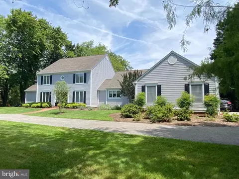832 Coachway, Annapolis, MD 21401