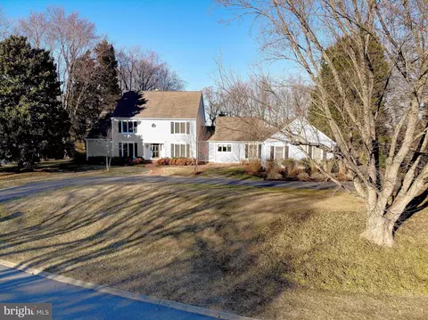 Exterior - 832 Coachway, Annapolis, MD 21401 photo 9 of 11