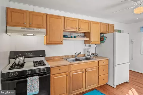 3902 Calawasse Rd, Edgewater, MD 21037 photo 11