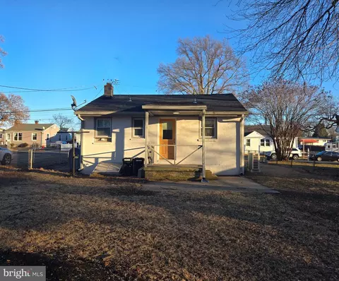 240 Arundel Rd, Pasadena, MD 21122 photo 16
