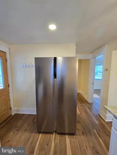 240 Arundel Rd, Pasadena, MD 21122 photo 10