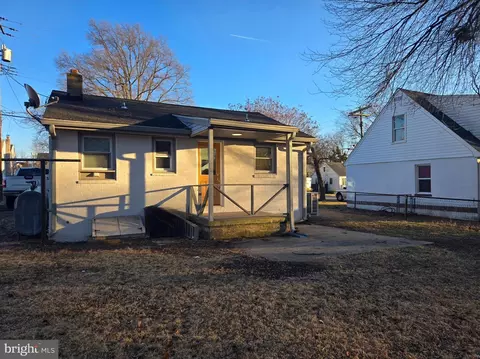 240 Arundel Rd, Pasadena, MD 21122 photo 17