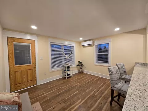 240 Arundel Rd, Pasadena, MD 21122 photo 2