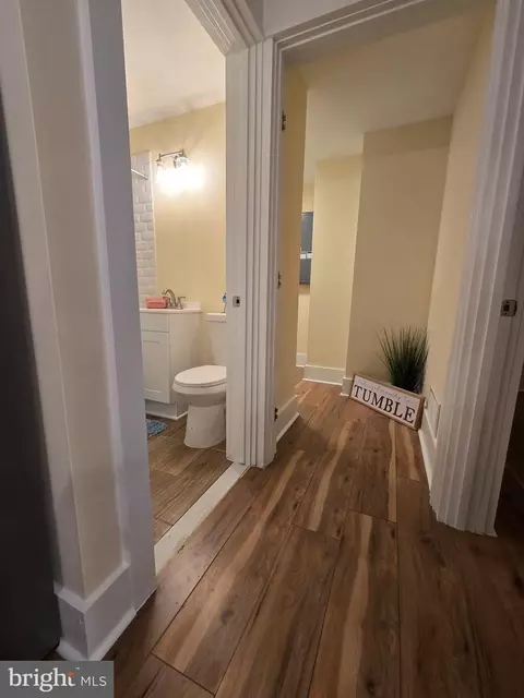 240 Arundel Rd, Pasadena, MD 21122 photo 12