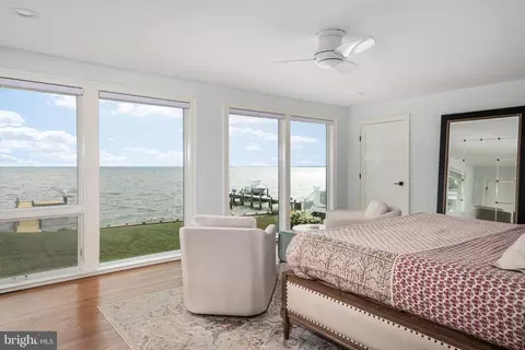 Bedroom - 2128 Bay Front Ter, Annapolis, MD 21409 photo 1 of 7