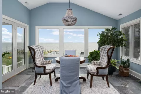 Dining - 2128 Bay Front Ter, Annapolis, MD 21409 photo 4 of 5