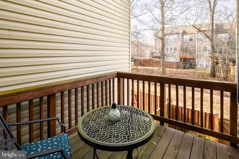 Exterior - 2134 Millhaven Dr #134, Edgewater, MD 21037 photo 4 of 6