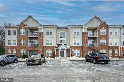 2493 Amber Orchard Ct E #202, Odenton, MD 21113