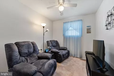 311 Park Hall S, Laurel, MD 20724 photo 16