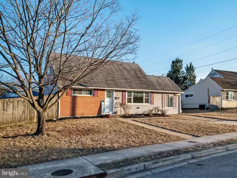27 Harvard Rd, Glen Burnie, MD 21060