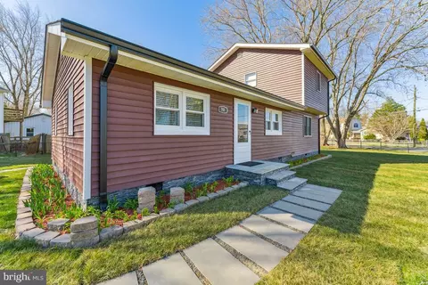Exterior - 701 Kingfisher Rd, Deale, MD 20751 photo 3 of 9