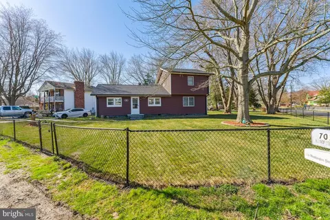 Exterior - 701 Kingfisher Rd, Deale, MD 20751 photo 2 of 9