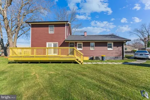 Exterior - 701 Kingfisher Rd, Deale, MD 20751 photo 7 of 9