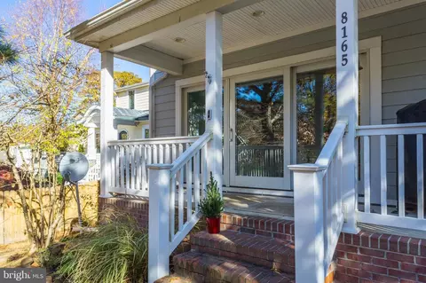 Exterior - 8165 Bayside Dr, Pasadena, MD 21122 photo 7 of 8