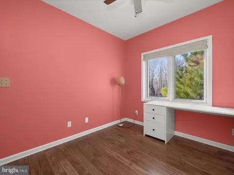 Bedroom - 8165 Bayside Dr, Pasadena, MD 21122 photo 7 of 7