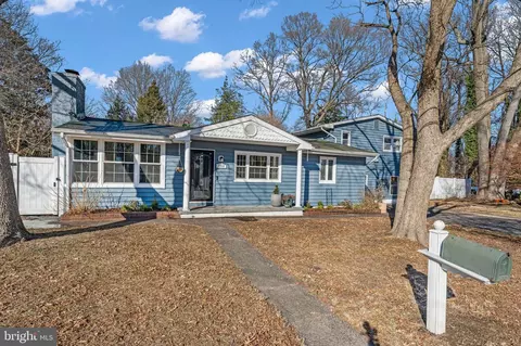 1940 Hilltop Rd, Pasadena, MD 21122