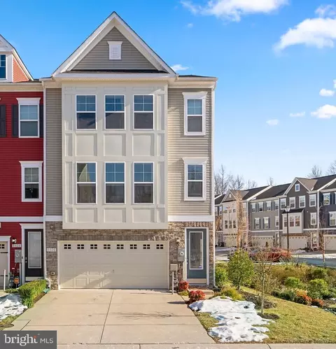 8406 Amber Beacon Cir, Millersville, MD 21108