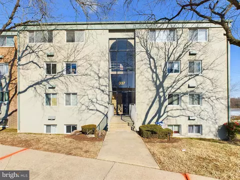 357 Gatewater Ct #D, Glen Burnie, MD 21060