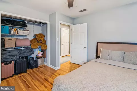 Bedroom - 2925 Chestnut Rd, Edgewater, MD 21037 photo 4 of 4