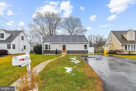 2925 Chestnut Rd, Edgewater, MD 21037