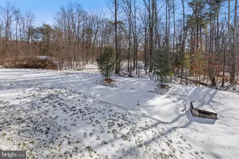 7607 Gigur Dr, Hanover, MD 21076 photo 36