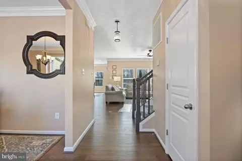 7607 Gigur Dr, Hanover, MD 21076 photo 10