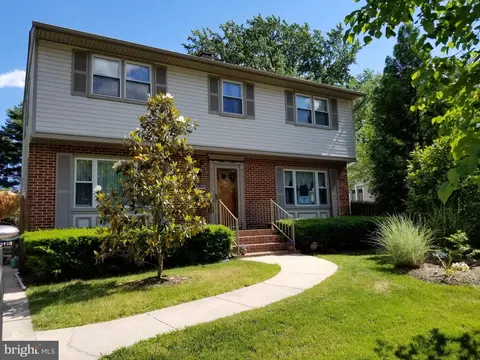 392 Fleagle Rd, Glen Burnie, MD 21061